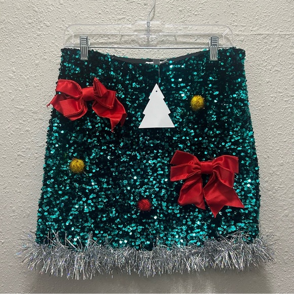 Love on a hanger Women's Christmas Teal Sequin Decorated Mini Skirt NEW L - Picture 3 of 8